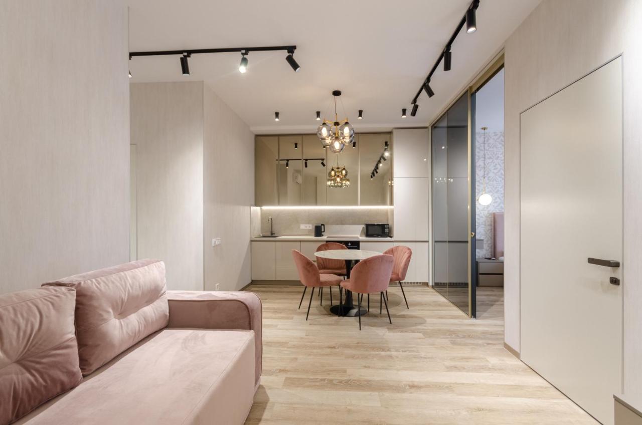 Petrovdom Ж38 In Luxury Apartments At 68 Zhylyanska Street,38 Perlyna Киев Экстерьер фото