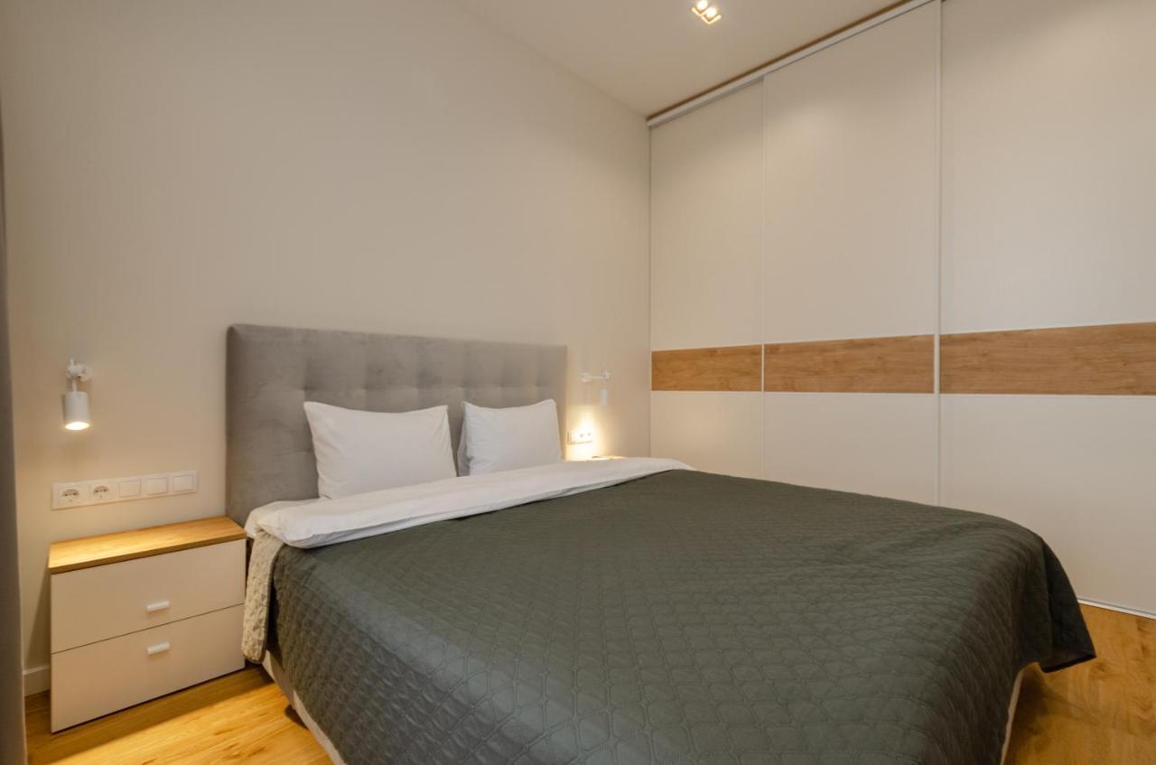 Petrovdom Ж38 In Luxury Apartments At 68 Zhylyanska Street,38 Perlyna Киев Экстерьер фото